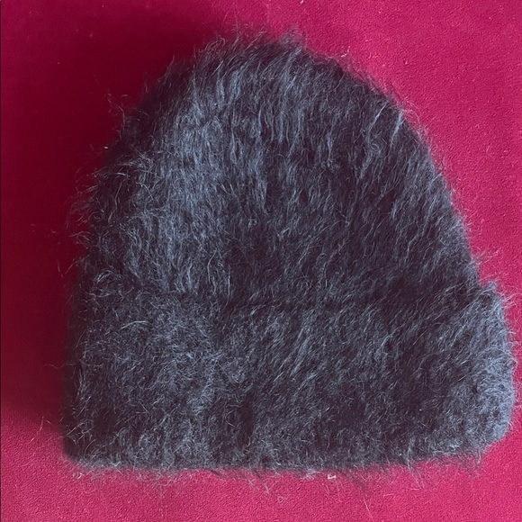 Toteme Alpaca Hat - Picture 2 of 9
